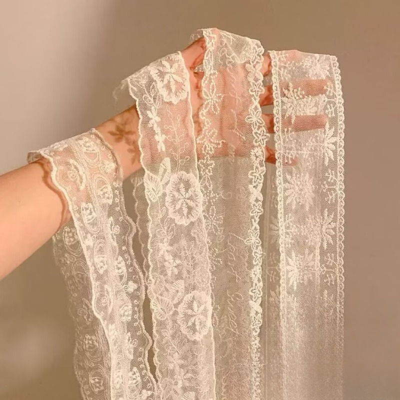 Nieuwe zwart-witte lange kante - Embroidery Ribbon recensie en prijs